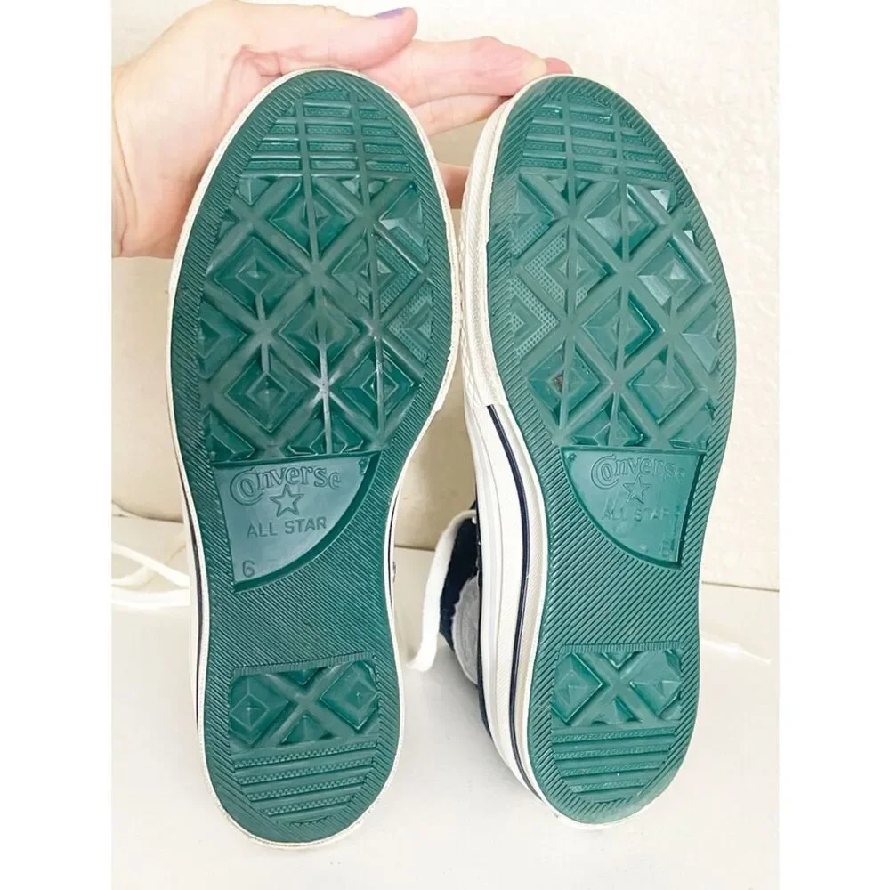 Converse Women's Chuck 70 High top 'Letterman - Obsidian' sneakers in Navy - Picture 13 of 16